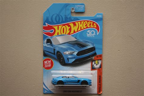 Hot Wheels 2018 Muscle Mania 18 Ford Mustang GT Blue SEE CONDITION