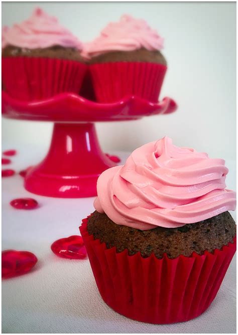 Pink Frosting Chocolate Cupcakes My Recipe Magic