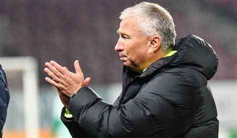 Asta Am Hot R T Nelu U Varga I A Decis Viitorul Lui Dan Petrescu