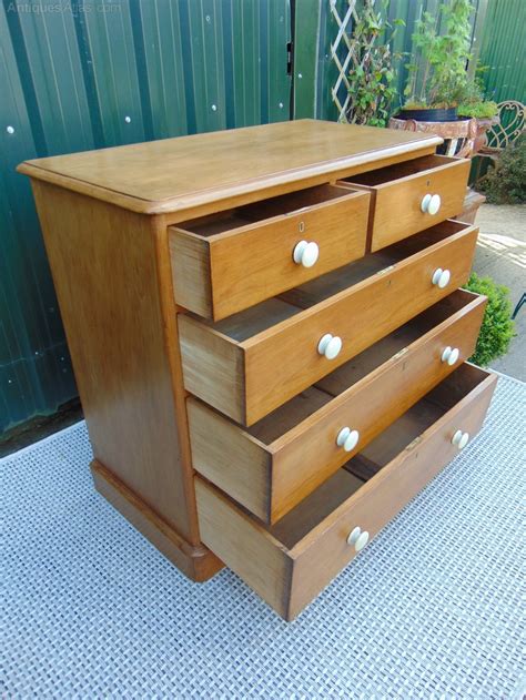 Victorian Stripped Pine 2 Over 3 Chest Of Drawers Antiques Atlas