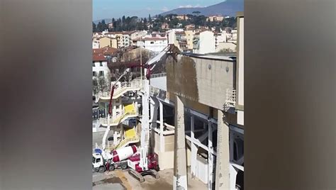 Video Nuovo Stadio Franchi Demolito Il Tabellone Elettronico Della