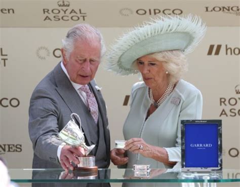 Regele Charles I Regina Camilla Au C Tigat Un Trofeu La Royal Ascot