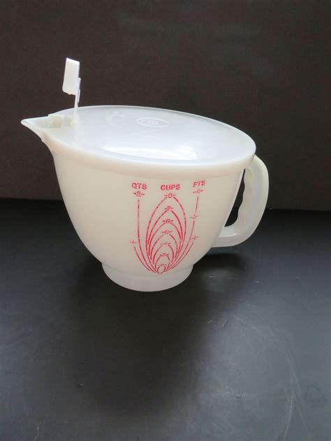 1970s Tupperware Mix N Store Measuring Pitcher With Lid Retro Vintage