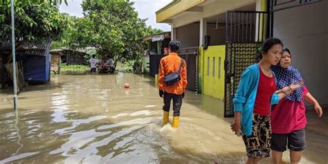 Desa Cikande Serang Dilanda Banjir Satu Warga Tewas Merdeka