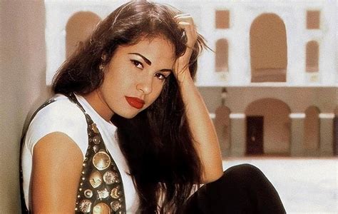 Moonchild Mixes nuevo disco de Selena 27 años después de su muerte