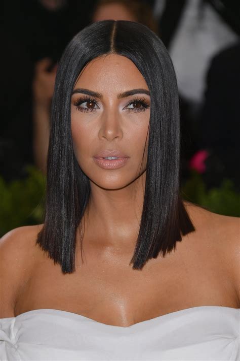 kim kardashian hair kim kardashian looked classic vogue chic at the met ...