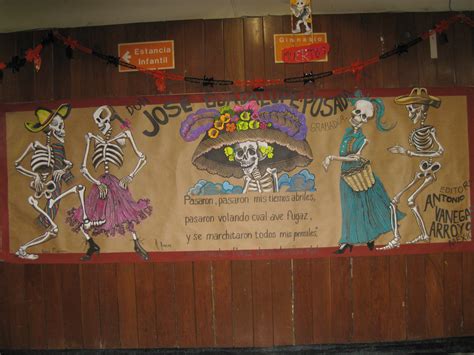 TALLER DE ARTES PLASTICAS DÍA DE MUERTOS PERIODICO MURAL 2010