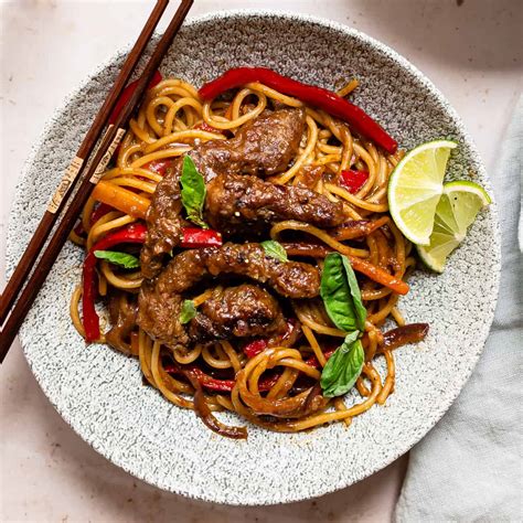 30 Minute Easy Sticky Crispy Chilli Beef Savvy Bites