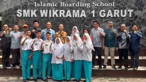 Pemkab Dan Fktjsp Kunjungi Pelajar Kukar Yang Bersekolah Di Smk Wikrama