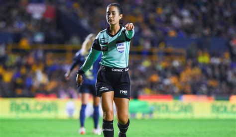 Katia Itzel García Encabeza A Las Cuatro árbitras Mexicanas Para El Mundial Femenil 2023 Esto