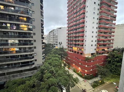 Apartamento Na Rua Tonelero 150 Copacabana Em Rio De Janeiro Por R