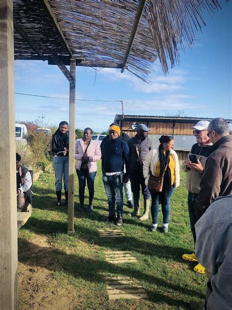 Visite de lassociation La Ferme Enchantée in South Africa Jardin de