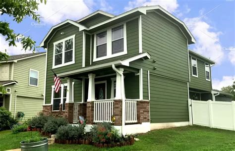 The Most Beautiful Green Siding Colors for Your House