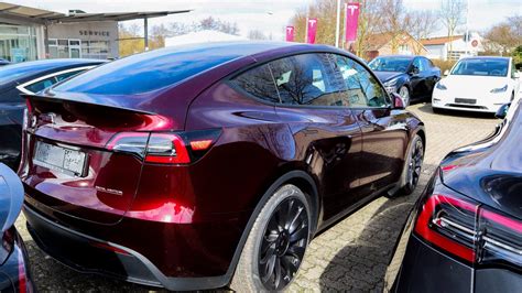 Tesla Adds Two New Model Y Colors Midnight Cherry And Quicksilver