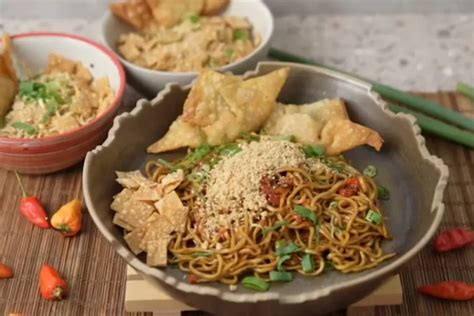 Resep Mie Yamin Mercon Ala Chef Martin Praja Pedesnya Super Nagih