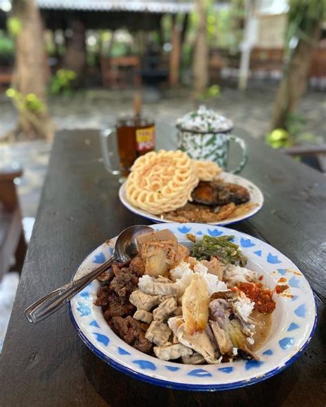 Geblek Pari Rumah Makan Tepi Sawah Eksotis De Jogja Adventure