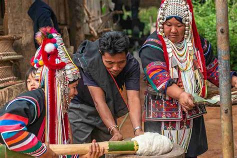 Akha Hill Tribe History And Culture Green Trails