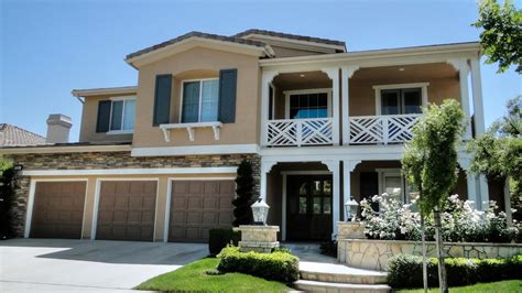 Gated Woodridge Homes Thousand Oaks Ca 125 Mil 25 Mil