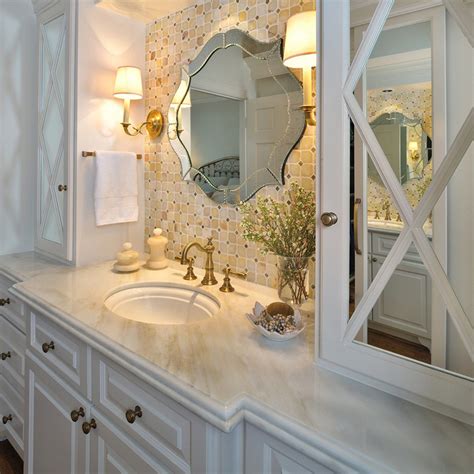 10+ Bathroom Vanity Mirror Ideas – DECOOMO