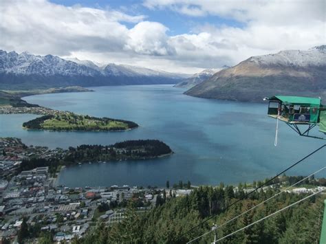 Sonja Oneway Swing Scream Sky Ledge Swing über Queenstown