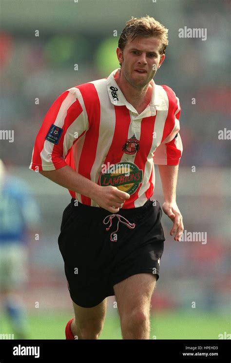 Martin Smith Sunderland Fc 30 September 1997 Stock Photo Alamy