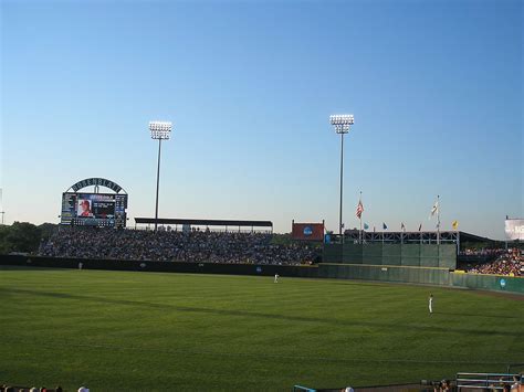 File:Johnny Rosenblatt Stadium.jpg - Wikipedia