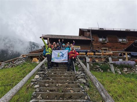 Excursie Munte Cabana Curmatura OxigenTour Ro