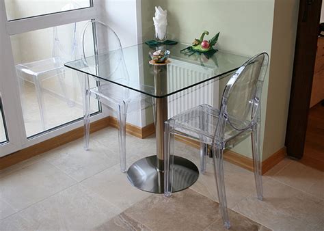 Стеклянный стол на кухню: компактный и стильный - COLLECTION-DESIGN.RU