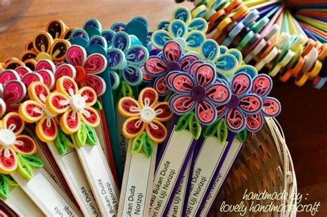 Pin Di Trupti S Craft Framed Paper Q Su Paper Quilling Bookmarks