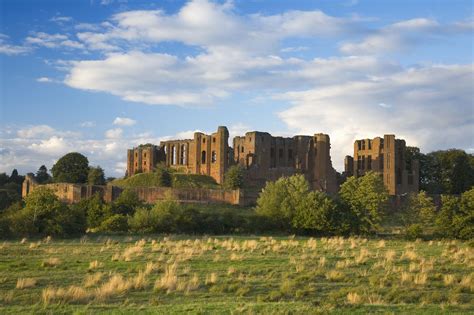 Kenilworth Castle The Complete Guide