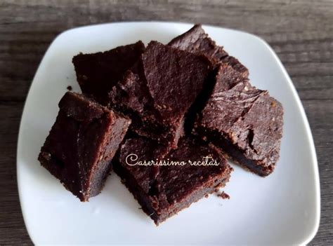 BROWNIES DE LENTEJAS Y ALGARROBA SIN HUEVO Y VEGANA Caserissimo