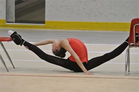 Pin by Meagan Foreman on ballet | Rhythmic gymnastics training ...