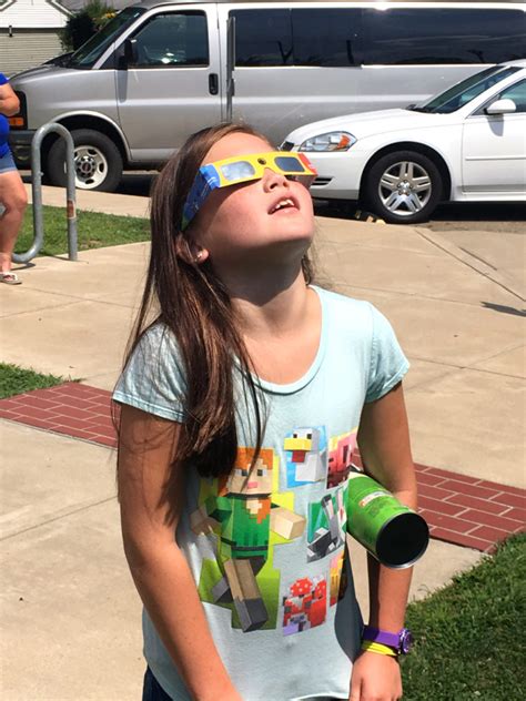 Eclipse Viewers Watch Spectacle At Lepper Library News Sports Jobs