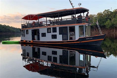 Amazon Ecoboat Jetzt Exklusiv Mieten Globotur