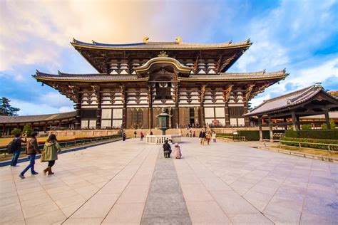 【奈良】東大寺の観光ガイド：大仏殿・南大門ほか、歴史と見どころを詳細解説 おすすめ旅行を探すならトラベルブックtravelbook