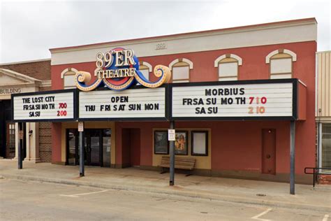 Oklahoma Theater Posts Warning Sign About Same Sex Kiss In Pixars