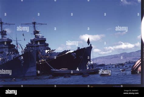 USS Astoria (CA-34) and USS Minneapolis (CA-36 Stock Photo - Alamy