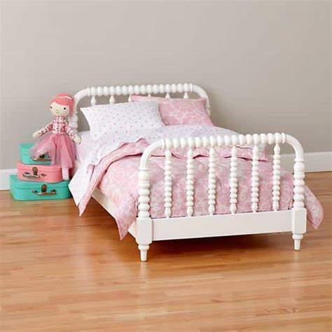 10 Adorable Toddler Beds