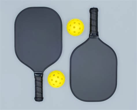 The Best Pickleball Paddles for Beginners - Pickleball Rookie