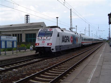 Br101 083 4 Zieht Hier Ihren Ic2410 Auf Dem Weg Von Leipzig über Berlin