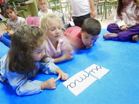 Aprender En Mi Aula Es Divertido Jugamos A Formar Palabras