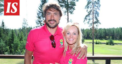 Teemu Selänne Sirpa Selänne julkaisi