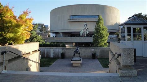 Hirshhorn Museum and Sculpture Garden, Smithsonian Institution at ...