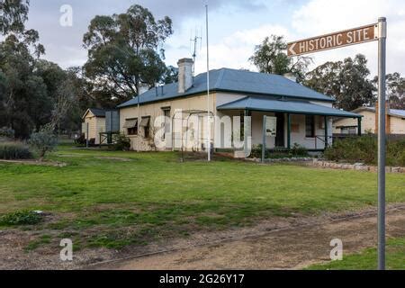 The Old Police Station And Lockup Glenrowan Victoria Stock Photo Alamy