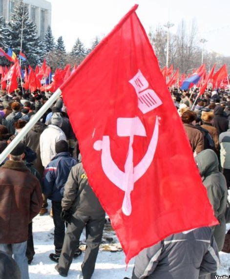 Moldovan communist party flag | Protesta, Manifestación