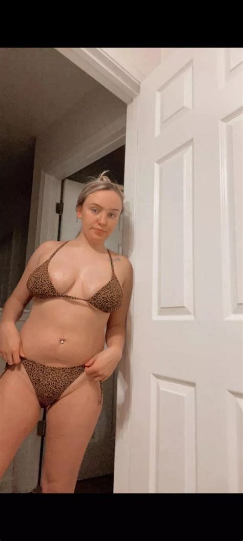 Trading My BuSty Girl Send A Sample In DM Nudes Wifepictrading NUDE PICS ORG