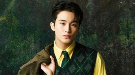 Sambut Debut Solo Mark Nct Akan Merilis Single Terbaru 200