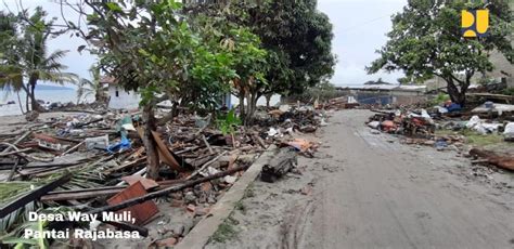 Tanggap Darurat Tsunami Banten Kementerian Pupr Kirim Alat Berat