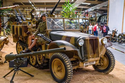 Sinsheim Alemania Mayo De Militar Demag Sd Kfz