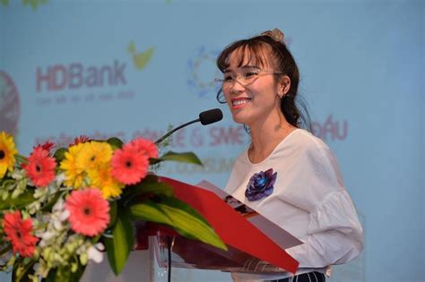 Chân Dung Những Bông Hồng Quyền Lực Trong Ngành Ngân Hàng